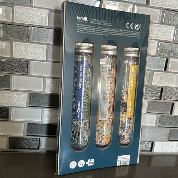 Van Gogh Jigsaw Puzzles Mini 3 Pk 150 Pieces Sunflowers Irises Starry Night NEW - Picture 10 of 12